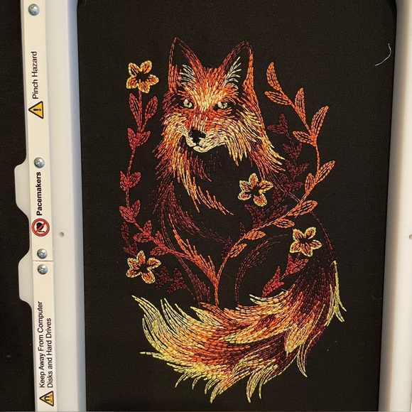 dennis basso Tops - Nothing